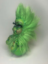 Load image into Gallery viewer, Grinch Bebe